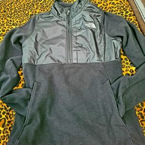North Face Jacket 1/4 Zip Fleece Brand New w. Tag